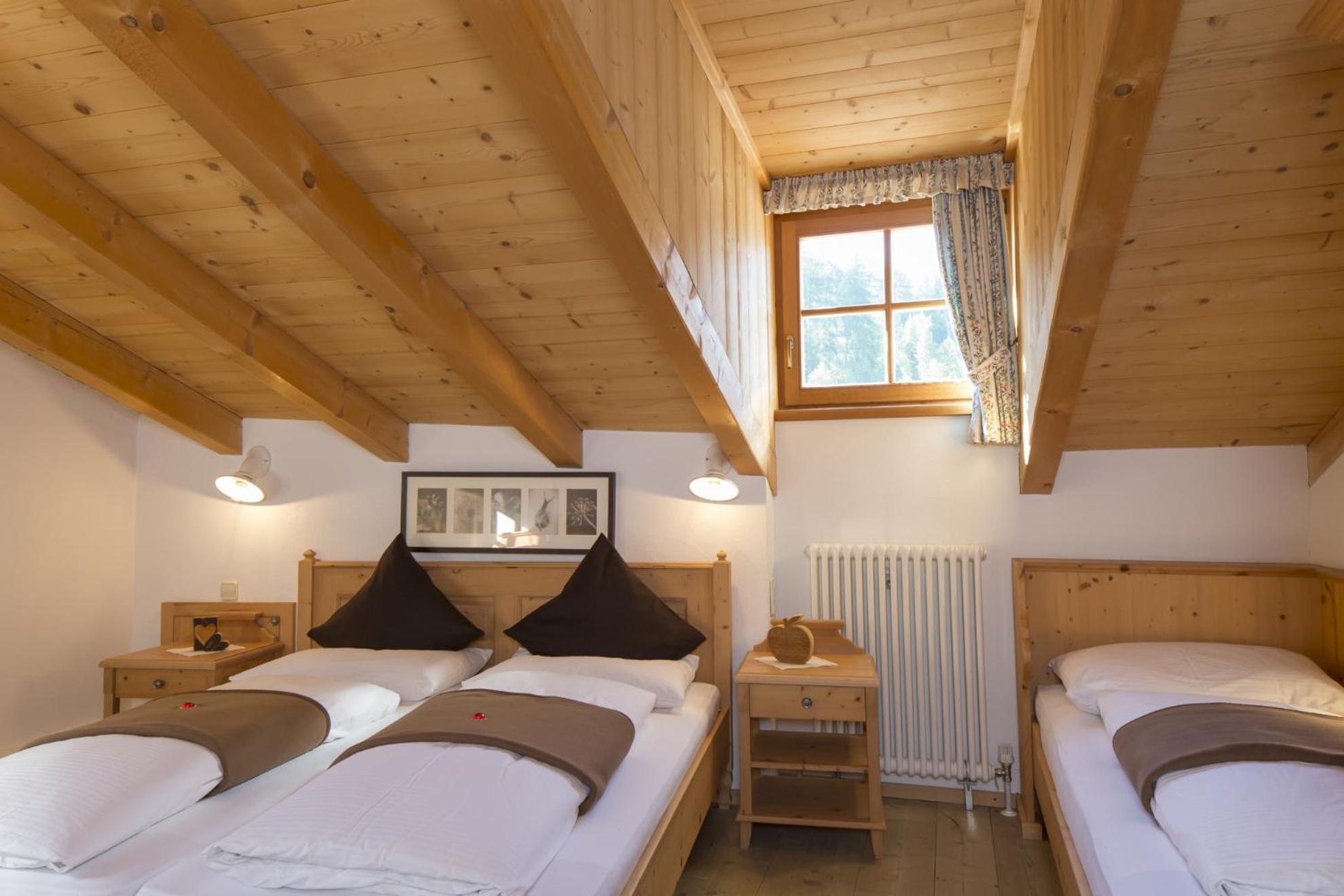 Appartement Pichler Dobbiaco Ruang foto